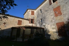 Maison à vendre 6 pièces HIERSAC (16) Rénovation à prévoir
