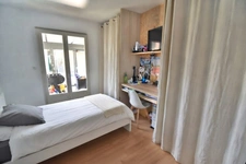 Maison à vendre 6 pièces  (16) ST YRIEIX, 5 chambres, garage, véranda, piscine. 