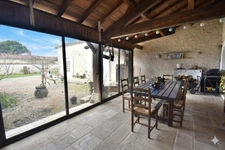 Maison à vendre 5 pièces proche de JARNAC (16) Propriété d'env 162 m2 ave 3 ch et 1 bureau, 