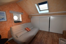 Maison de ville à vendre 6 pièces  (167 m2) 4 chambres, 2 s d'eau, 2 WC. 1 Garage et un jardin