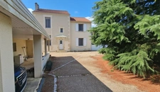 Maison à vendre 8 pièces SAINT YRIEIX SUR CHARENTE (16) avec grand terrain