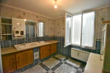Maison à vendre 8 pièces SAINT YRIEIX SUR CHARENTE (16) avec grand terrain