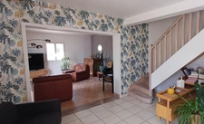Maison à vendre 5 pièces, terrain d'env 1900 m2, 2 garages ROULLET SAINT ESTEPHE (16)