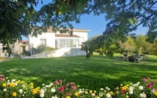 Grande maison à vendre 5 pièces FOUQUEBRUNE (16) + dépendances sur terrain d'env 6800 m2
