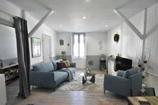 16 ANGOULEME quartier V Hugo. Maison à vendre 3 pièces et jardin