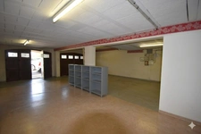 Maison à vendre 7 pièces  (16) ANGOULEME Centre, 5 chambres, 2 garages, 1 piscine.