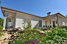 Maison à vendre 4 pièces FLEAC (16), 4 Chambres, sous sol, garage, terrain de 4000 m2