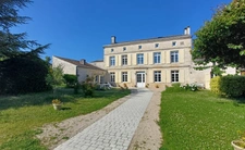 Propriete à vendre 13 pièces ROUILLAC (16)