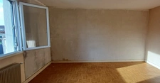 Maison à vendre 3 pièces  (16 ST MICHEL) avec 1 étage et 1 garage. Avec 2 chambres