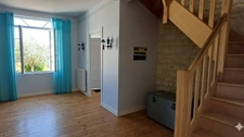 Maison de ville à vendre 6 pièces  (167 m2) 4 chambres, 2 s d'eau, 2 WC. 1 Garage et un jardin