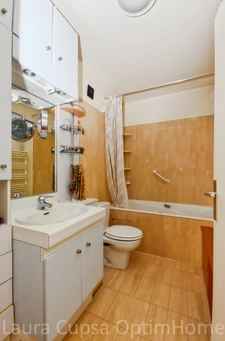 BOURG LA REINE - RESIDENCE DE STANDING - 5P -  99,21 M² - 4 MIN RER - CENTRE VILLE - 3 CHAMBRES - ASCENSEUR - BALCON - DOUBLE BOX - CAVE