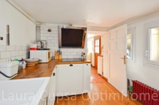 BOURG-LA-REINE - 5 PIECES - 93,39 m² CARREZ - 97 m² UTILES - 3 CHAMBRES - JARDIN 36 M² ENVIRON - BOX A 2 MIN 