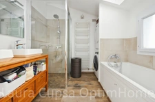 BOURG-LA-REINE - MAISON 5 PIECES - 93,39 m² CARREZ - 97 m² UTILES - 3 CHAMBRES - JARDIN 36 M² ENVIRON - BOX A 2 MIN 