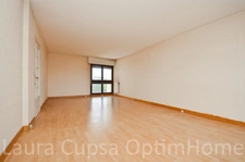 12 MIN RER BOURG LA REINE - 5 PIECES - 98,81 M² - CAVE, PLACE DE PARKING ET BOX