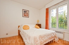 BOURG LA REINE - RESIDENCE DE STANDING - 5P -  99,21 M² - 4 MIN RER - CENTRE VILLE - 3 CHAMBRES - ASCENSEUR - BALCON - DOUBLE BOX - CAVE