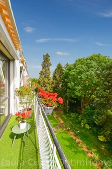 SCEAUX - 8 MIN RER SCEAUX - 7P - 120, 95 M² - 2 BALCONS - 4E ET DERNIER ETAGE - 2 CAVES - BOX ET PARKING LIBRE DANS RESIDENCE FERMEE