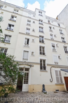 PARIS 15E GARE MONTPARNASSE - 8 MIN METRO L6 ET L12 - 2P - 44,64 M² - CAVE - LOCAL VELOS 