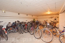 SCEAUX - 8 MIN RER SCEAUX - 3P - 57,13 M² - BALCON - 1ER ETAGE - CAVE - PARKING LIBRE DANS RESIDENCE FERMEE