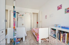 SCEAUX - 8 MIN RER SCEAUX - 3P - 57,13 M² - BALCON - 1ER ETAGE - CAVE - PARKING LIBRE DANS RESIDENCE FERMEE
