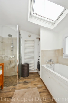 BOURG-LA-REINE - 5 PIECES - 93,39 m² CARREZ - 97 m² UTILES - 3 CHAMBRES - JARDIN 36 M² ENVIRON - BOX A 2 MIN 