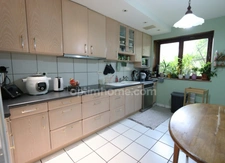 BERTRANGE - MAISON MITOYENNE DE 155 M² AVEC 4 CHAMBRES, GARAGE ET JARDIN ! FORT POTENTIEL !