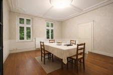 ALGRANGE - BATISSE 12 PIECES DE 342 M² AU COEUR DE LA VILLE ! A RENOVER !
