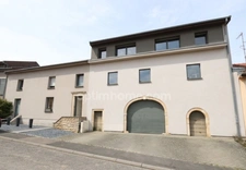 KANFEN - DUPLEX DE 102 M² AVEC 3 CHAMBRES, TERRASSE ET GARAGE ! EXCELLENTES PRESTATIONS !