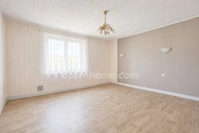 NEUFCHEF - MAISON MITOYENNE 5 PIECES DE 128 M² AU COEUR DE LA VILLE ! A RENOVER !