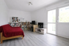 THIONVILLE - APPARTEMENT 2 PIECES DE 52 M² AVEC 2 BALCONS ET GARAGE EN SOUS-SOL ! POUR INVESTISSEURS ! 
