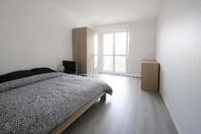 THIONVILLE - APPARTEMENT 2 PIECES DE 52 M² AVEC 2 BALCONS ET GARAGE EN SOUS-SOL ! POUR INVESTISSEURS ! 