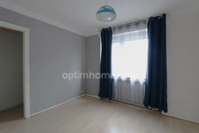 GANDRANGE - APPARTEMENT F5 DE 110 M² ! 3 CHAMBRES, GARAGE & JARDIN ! GROS POTENTIEL !