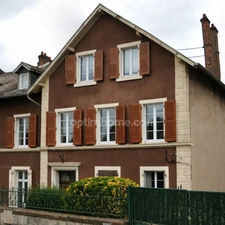 ALGRANGE - BATISSE 12 PIECES DE 342 M² AU COEUR DE LA VILLE ! A RENOVER !