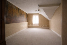 ALGRANGE - BATISSE 12 PIECES DE 342 M² AU COEUR DE LA VILLE ! A RENOVER !