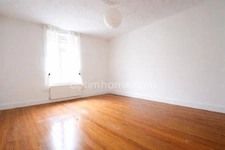 ALGRANGE - BATISSE 12 PIECES DE 342 M² AU COEUR DE LA VILLE ! A RENOVER !