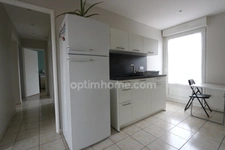 THIONVILLE - APPARTEMENT 5 PIÈCES AVEC 3 CHAMBRES ! BALCON ET PARKING ! EXCELLENTES PRESTATIONS ! 