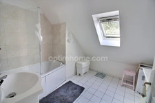 Maison 6 pièces de 121 m2 avec grand jardin à vendre à ORGEVAL (78)