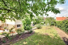 Maison 8 pièces avec garage et jardin à vendre à Triel sur Seine  (78)
