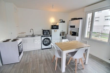 Appartement 3 pièces avec jardin et parking à vendre à CARRIERES SOUS POISSY (78)