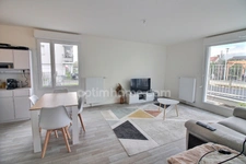 Appartement 3 pièces avec jardin et parking à vendre à CARRIERES SOUS POISSY (78)