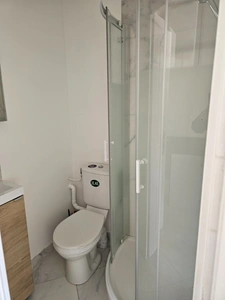 Appartement 3 pièces de 65 m2 en duplex + studio de 20 m2 avec parkings à vendre à CARRIERES SOUS POISSY (78)