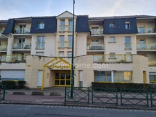 Appartement 2 pièces de 52 m2 avec balcons, cave et parking à vendre à MANTES LA VILLE au prix de 135000 euros