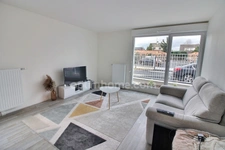 Appartement 3 pièces avec jardin et parking à vendre à CARRIERES SOUS POISSY (78)