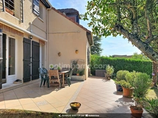 Maison 6 pièces avec garage et jardin à vendre à CHANTELOUP LES VIGNES (78)
