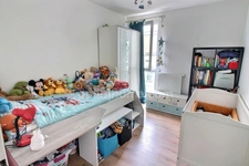 Appartement 3 pièces de 62 m2 à vendre avec balcon et parking à POISSY (78) au prix de 232000 euros