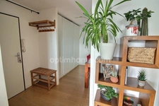 Appartement 4 pièces de 67 m2 avec balcons et parking à vendre à POISSY (78)
