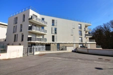 Appartement 3 pièces de 62 m2 à vendre avec balcon et parking à POISSY (78) au prix de 232000 euros