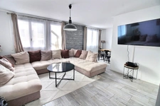 Appartement 5 pièces de 90 m2 à vendre à CARRIERES SOUS POISSY (78) au prix de 238000 euros