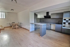 Appartement 4 pièces de 79 m2 en duplex avec parkings à vendre à CARRIERES SOUS POISSY (78)