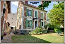 Maison 7 pièces avec jardin et dépendances à vendre à MAISONS LAFFITTE (78)