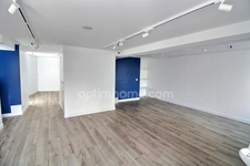 Local commercial de 42 m2 en RDC à louer à MAULE (78)